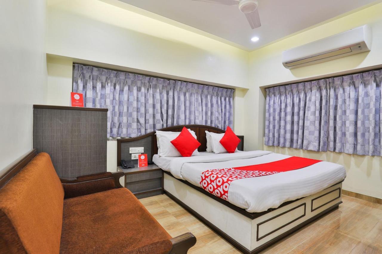 Oyo 17117 Hotel Rainbow فَدودارا المظهر الخارجي الصورة