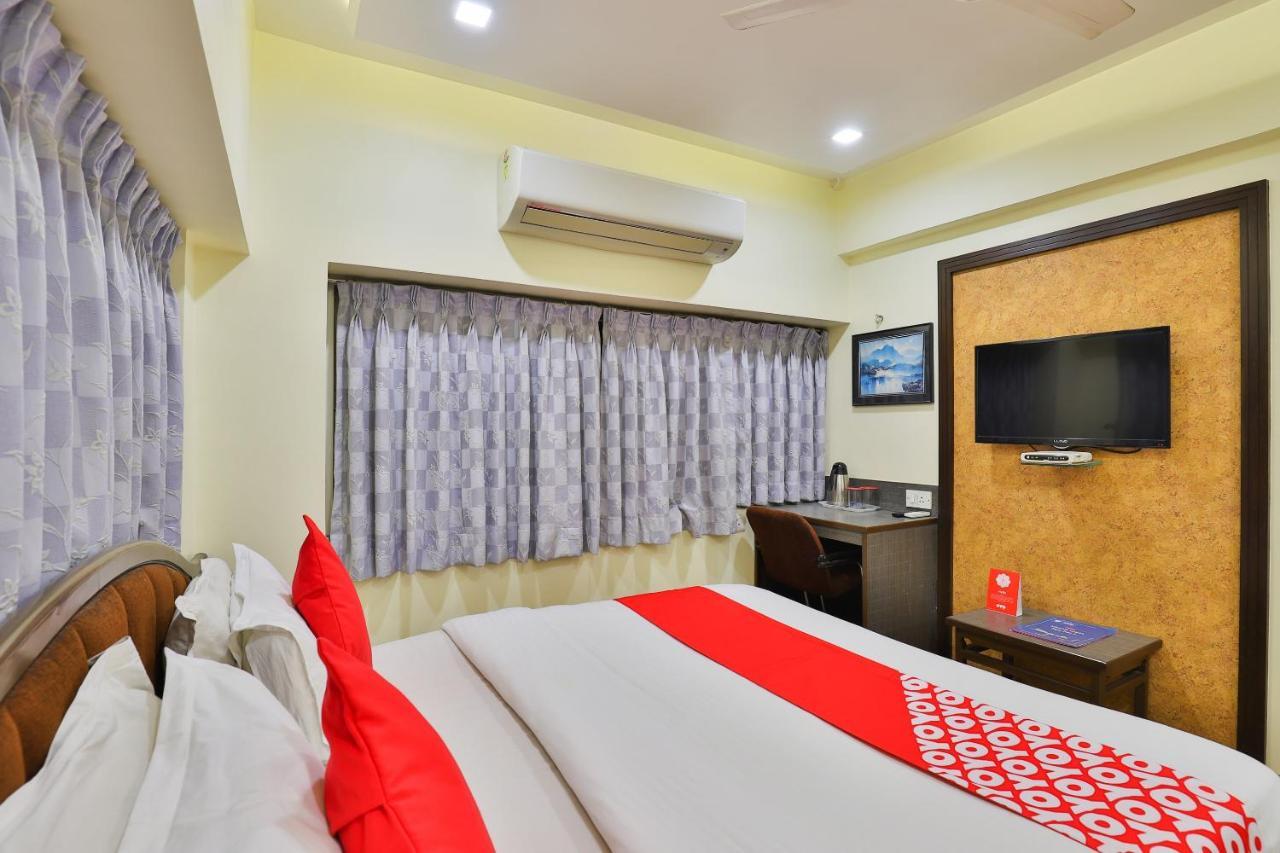 Oyo 17117 Hotel Rainbow فَدودارا المظهر الخارجي الصورة